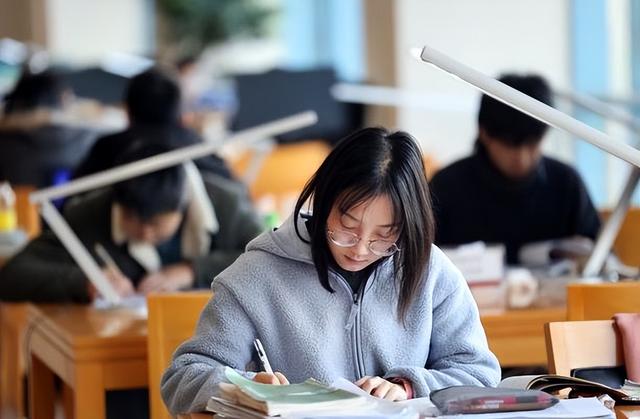 专硕可以考博吗，会计专硕可以考博士吗（学硕和专硕的差距有多大）