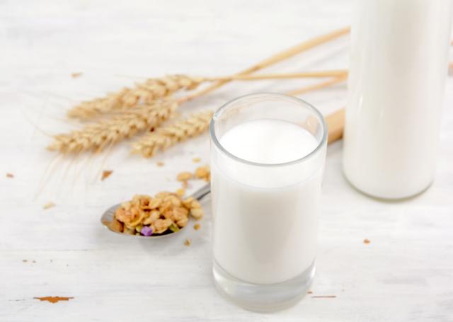 奶粉怎么区分好坏，如何辨别奶粉的好坏（如何挑选好奶粉）