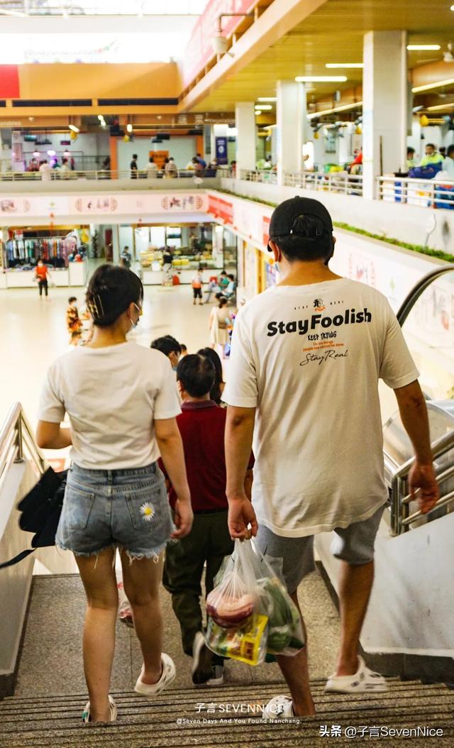 唯美有意境的女生背影图片  路还长 背影要直要美，女生背影唯美图片高清 意境（每张照片的背后是一个怎样的故事）