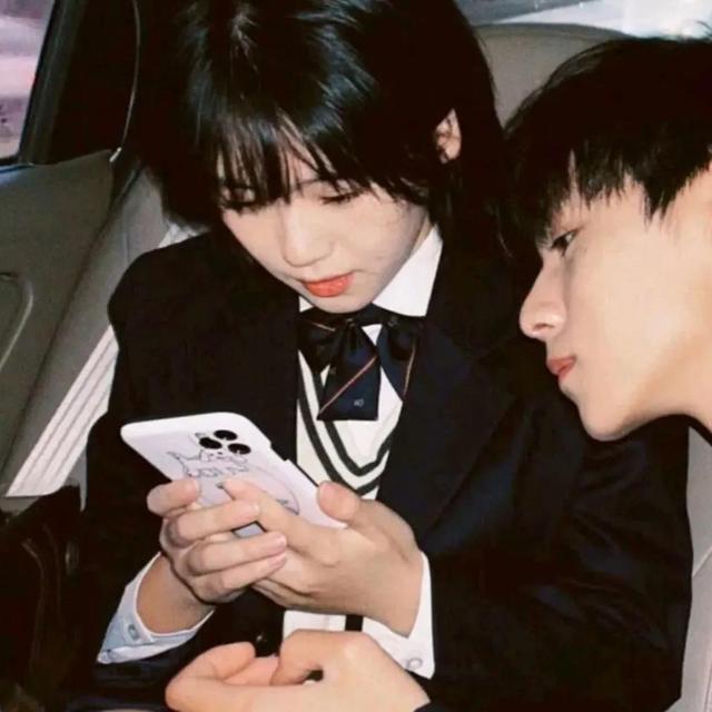 文艺风微信头像，文艺风微信头像图片（文艺风情侣头像）