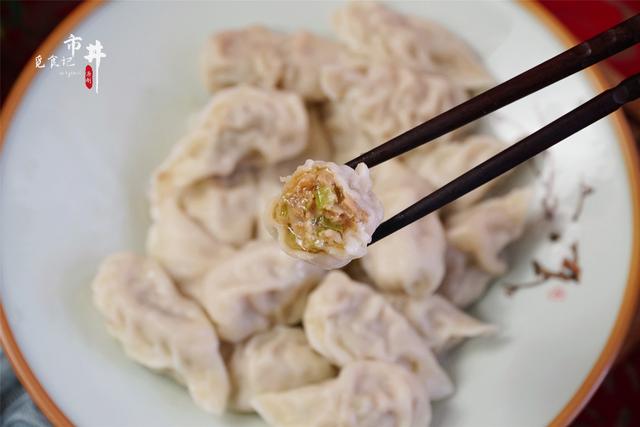 怎么包饺子好看又简单，教菜鸟简单包饺子方法（牢记“3放2不放”）