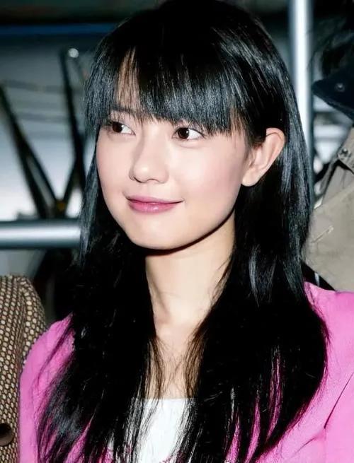 高圆圆情史大全，“风流女神”高圆圆狗血情史,五段感情遇三个渣男,35岁情归赵又廷
