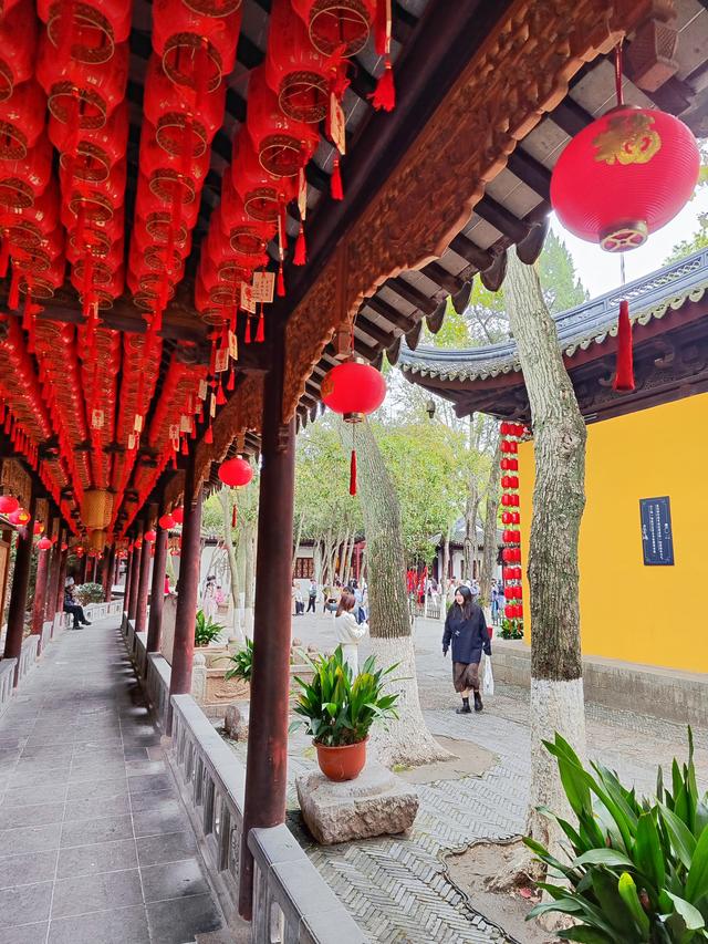 苏州寒山寺免费景点，苏州休闲卡打卡第一站——寒山寺