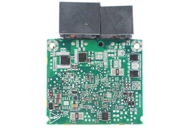 华为光伏逆变器，华为的光伏逆变器受不受禁令（拆解华为450W智能光伏优化器带你有全新了解）