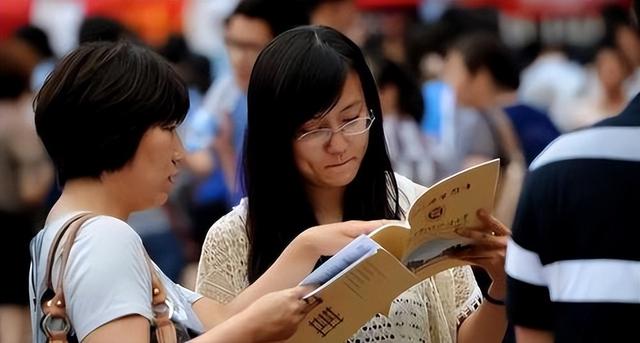 湖北十大垃圾民办大学，湖北十大垃圾大学排名-湖北最差的民办大学（湖北这5所大学害人不浅）