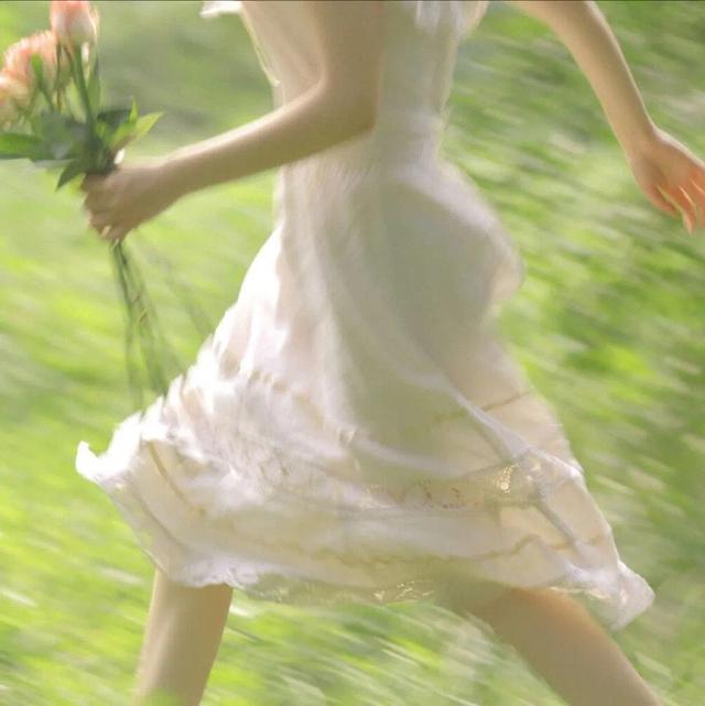 超清新女生图片，微信头像，超清新女生图片（夏日小清新清爽女生头像）