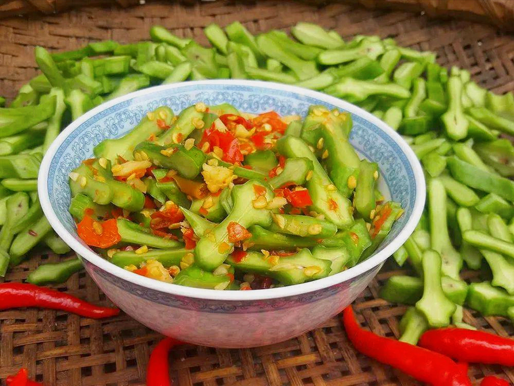 白菜可以生吃吗，黄心白菜可以生吃吗（有“大毒”的5种蔬菜）