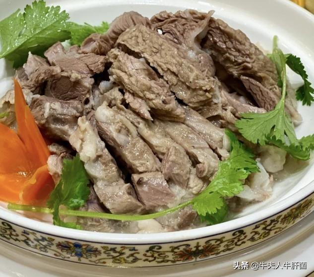 南方过年吃什么，南方冬至吃什么食物（你绝对不知道南北饮食差异有多大）