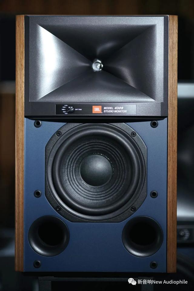 哈曼卡顿和jbl，jbl和哈曼卡顿是什么关系（经典永流传，不朽的JBL名箱）