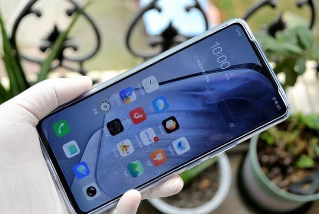 手机屏幕字体大小怎么调，怎样设置手机屏幕字体的大小（这3个智能手机的使用技巧）