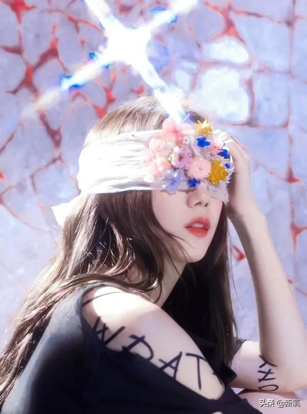 女头像ins风，精选高冷系ins风女头微信（承包韩国女生的头像大户）