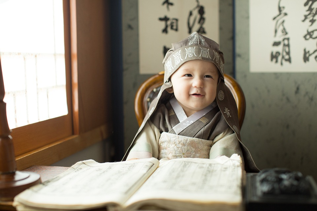 孩子的优点和缺点有哪些，孩子优点和缺点怎么写（偏按爸妈缺点长”）