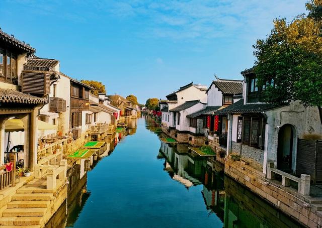 适合唱给自己的歌有哪些，自己适合唱什么歌（这份适合一个人去的旅行清单）