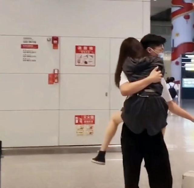 女生向男生表白，女生向男生表白方法（高情商女孩表白暗恋男生）