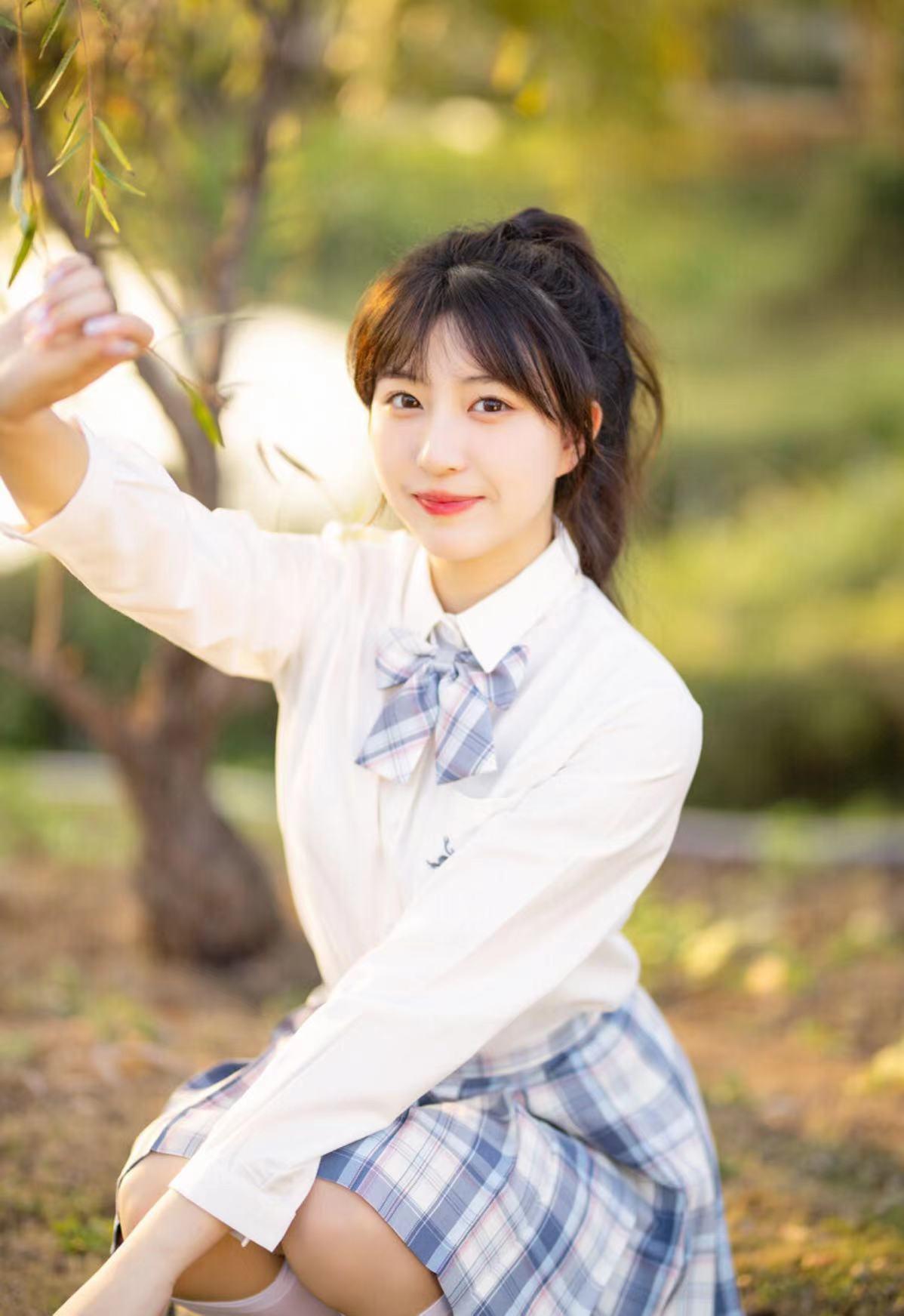 个人形象照有哪些姿势(简约又自然大方的拍照姿势) - 散下步