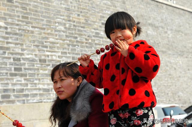 制作简易的小花灯，小彩灯制作方法（想起母亲做的“红薯花灯”）