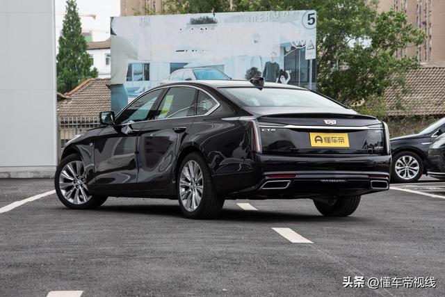 2022年新款凯迪拉克ct6，降价2万元/取消后轮转向