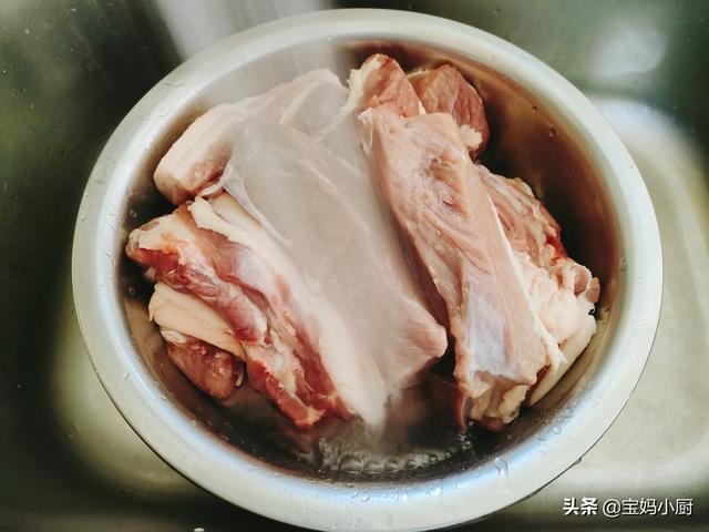 腊肠的做法，腊肠的做法大全家常菜吃法（过年腊肠不用买）