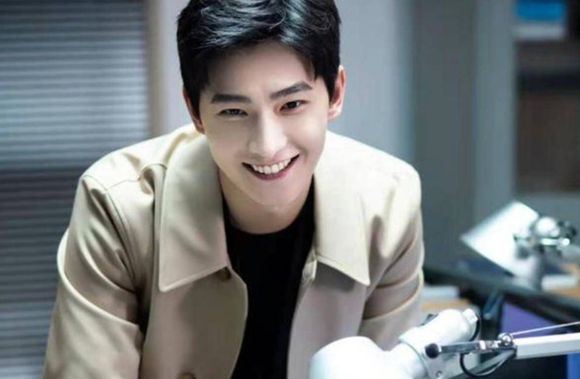 肖战和赵露思演的电视剧叫什么，肖战和赵露思新剧（《偷偷藏不住》被传筹拍）