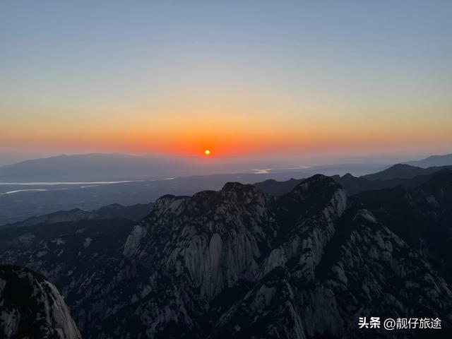 西安华山风景区，陕西华山游览攻略（亲身体验西岳华山）