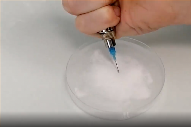 肥皂泡的制作方法，如何制作肥皂泡（如何吹出一年多都不会爆炸的泡泡）