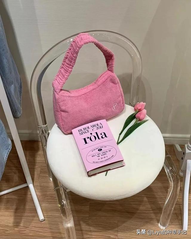 收到礼物很感动的句子，朋友圈收到礼物很感动的句子简短（直男送的礼物有多窒息）