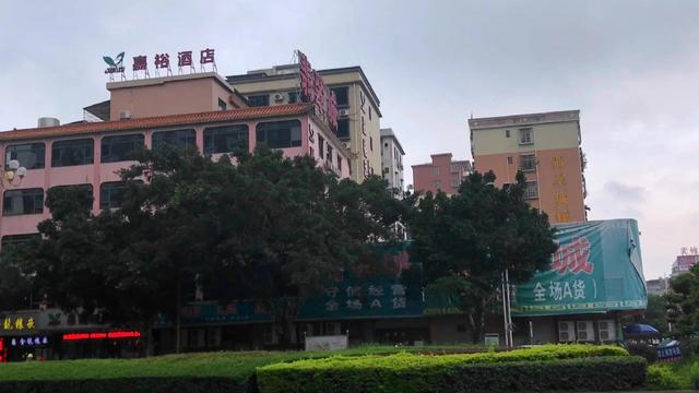 四会翡翠市场排名，四会翡翠高地-玉如意翡翠城