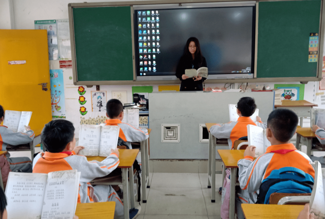 私立学校和公立学校哪个好，公立学校跟私立学校哪个好（读公立学校和私立学校的学生）