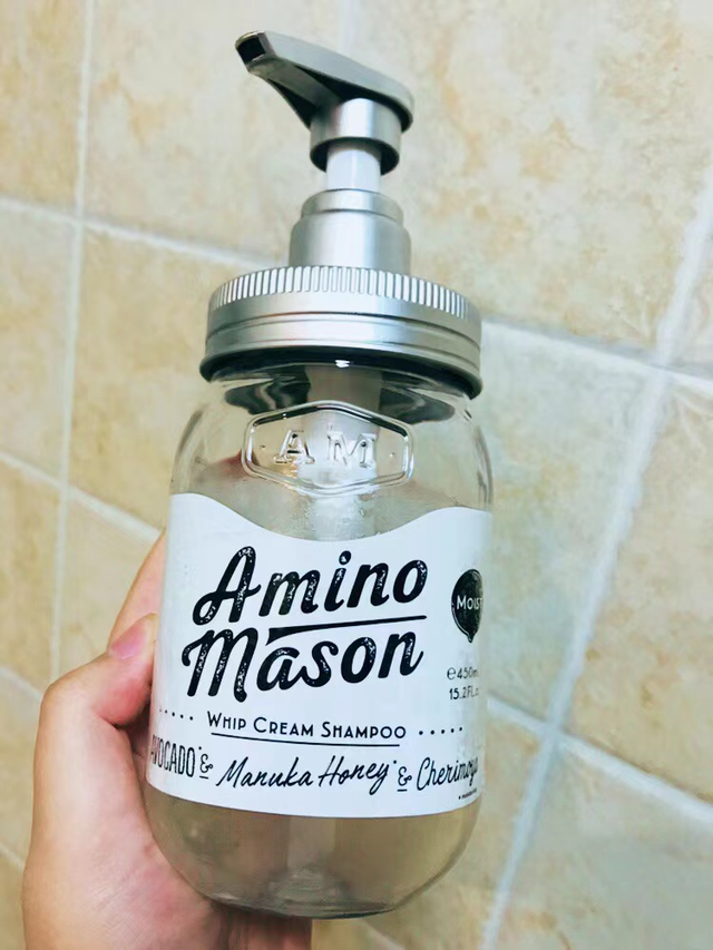 怎样让头发柔顺，怎样让头发更柔顺（洗头时牢记“4不要”）