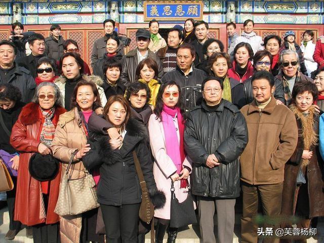 87版红楼梦演员表，87版红楼梦所有演员图（87《红楼梦》四位美女演员）