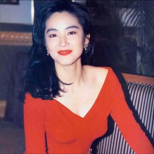 中国女明星颜值排行榜前100名,女星排行榜(仿佛喝了"驻颜水")