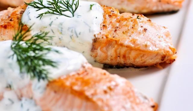 迷迭香是什么，西餐中常用的15种香料和香草（迷迭香是什么时候出的）