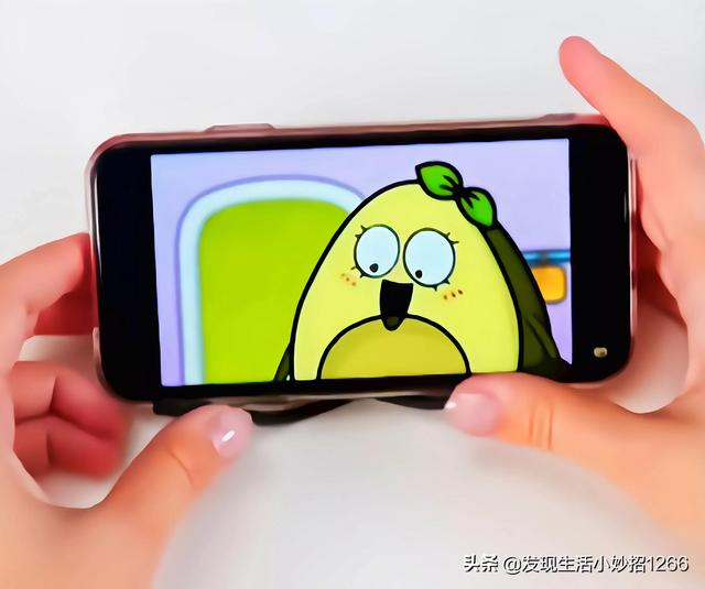 芒果如何快速去皮跟食用，芒果去皮小技巧（分享11个生活小妙招）