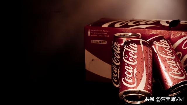 碳酸饮料有哪些，常见的碳酸饮料有哪些（长期喝碳酸饮料有何危害）