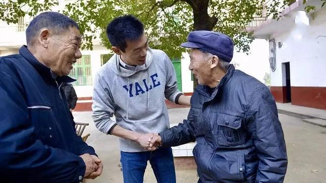 重庆移通学院住宿费，2021年重庆移通学院新生宿舍条件图片环境怎么样（那个放弃百万年薪回国拿1450元工资的秦玥飞）
