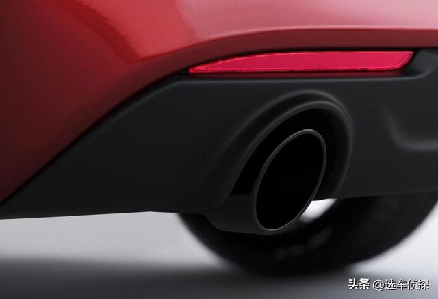 新克莱斯勒300c怎么样，新一代克莱斯勒300c（最后的半球形燃烧室V8汽油发动机）