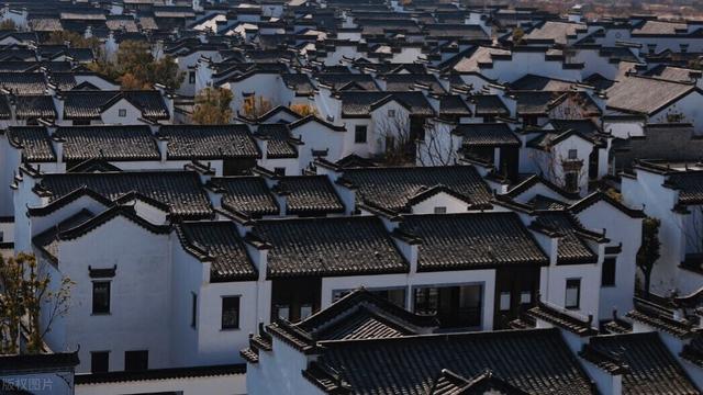 镜湖区景点，水镜湖风景区（鸠兹风景区：一主两副）
