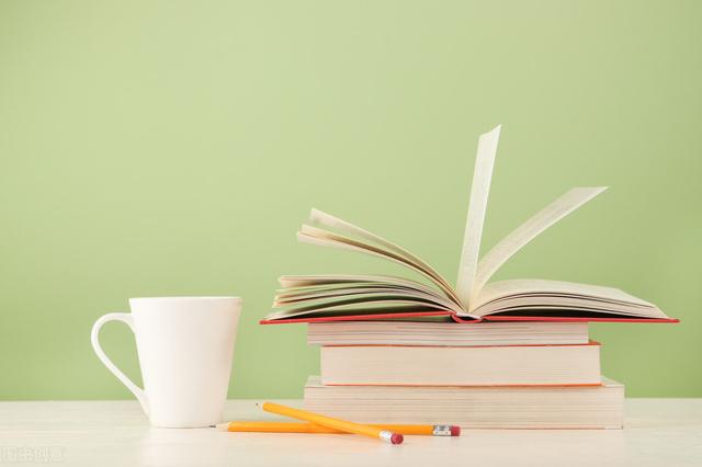 它字的笔顺，它字的笔顺笔画顺序（语文基础螺旋式上升——弄懂课本里的字、词、句）