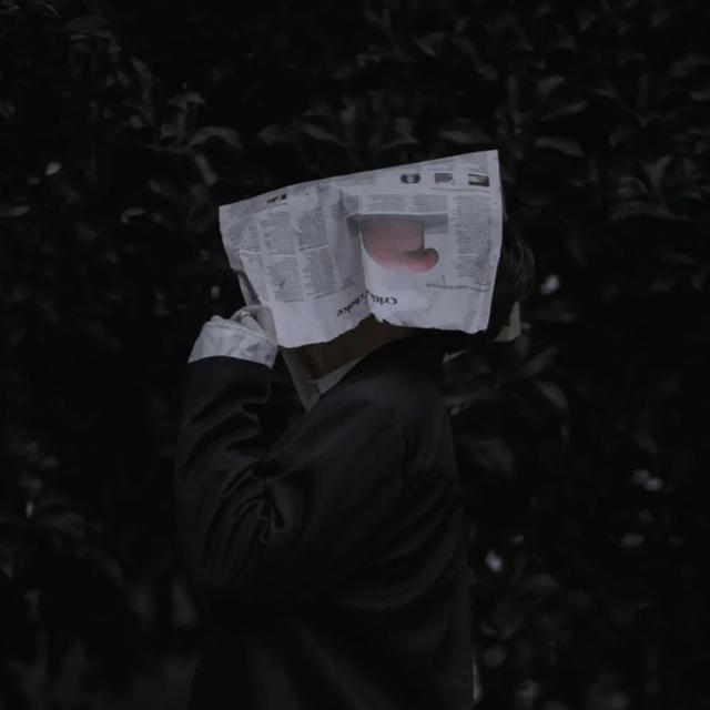 高级感男生头像，高级感拉满的男生头像微信（小众又高级的不露脸男生头像）