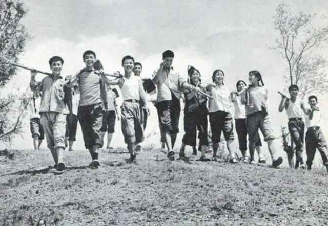 倔强的背后，倔强的背后就是执着（她留在北大荒嫁给了哑巴）