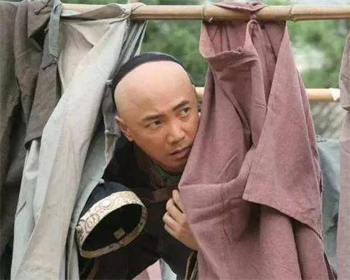 李卫作为雍正的心腹大臣，在乾隆年生活如何？