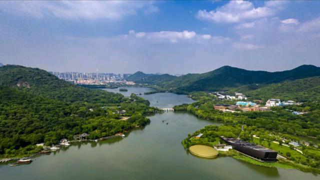 中国陆地面积有多大，中国陆地面积是多少万平方千米（中国“特大城市”现状）