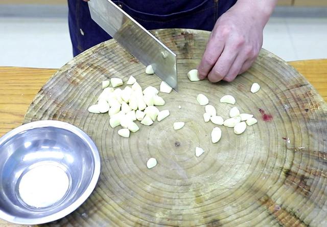 吃什么容易长高，怎么在一天内长高10厘米（是孩子长高“黄金期”）