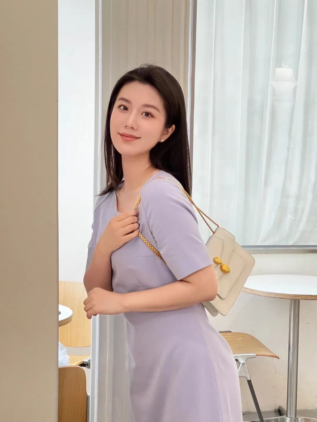 颜色搭配表(服装搭配基本知识)