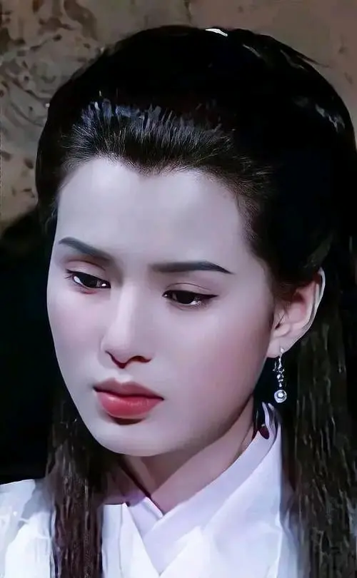 小龙女是谁演的，小龙女都有谁演过（金庸剧4位最美小龙女）