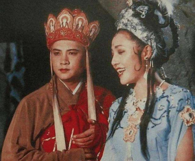 唐僧取经14年，称呼女妖精都是“女菩萨”，却只叫老鼠精“娘子”
