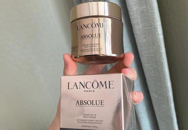 紧致抗皱护肤品排行榜，全球十大抗皱紧致排名（2023年热门“抗老面霜”排行榜）