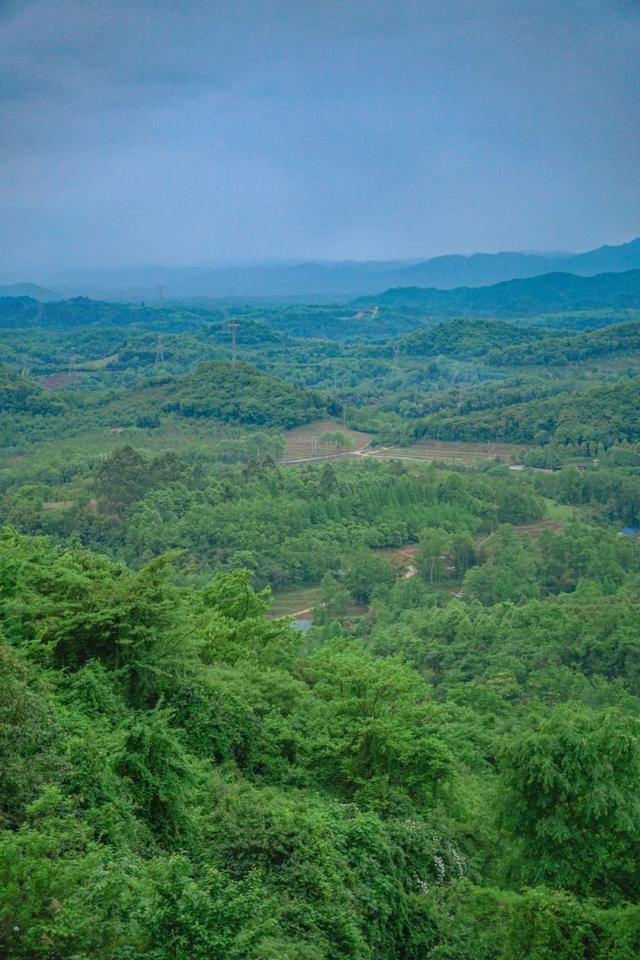 距离成都2小时小众的露营基地，成都近郊9个小众徒步露营耍水地