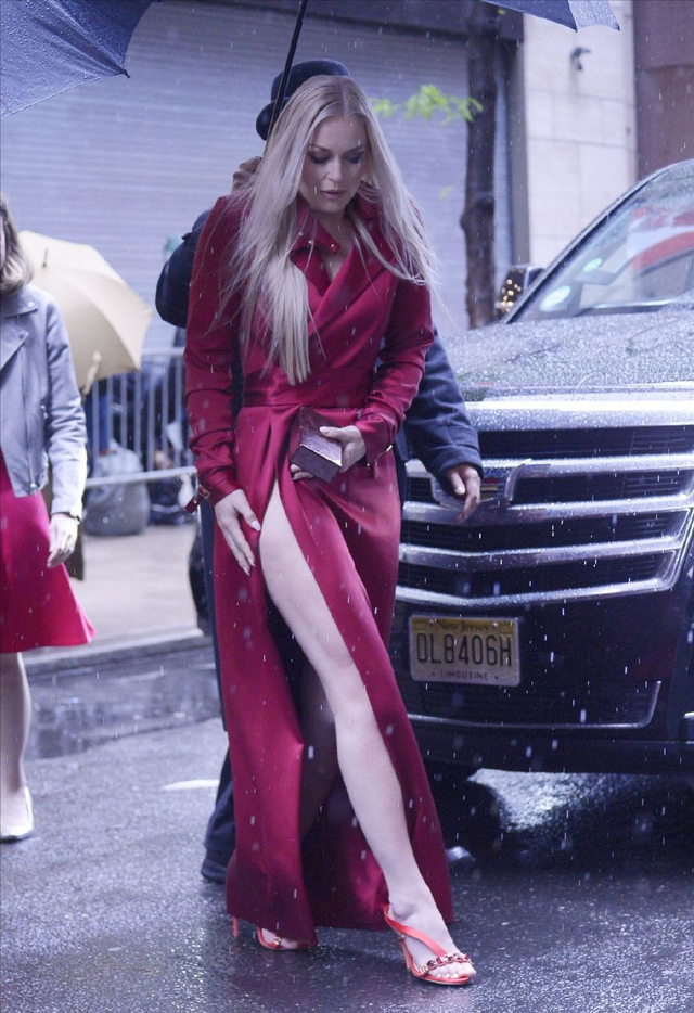 冰雪女王，冰雪女王主题曲（搞定身家超10亿的伍兹图片）