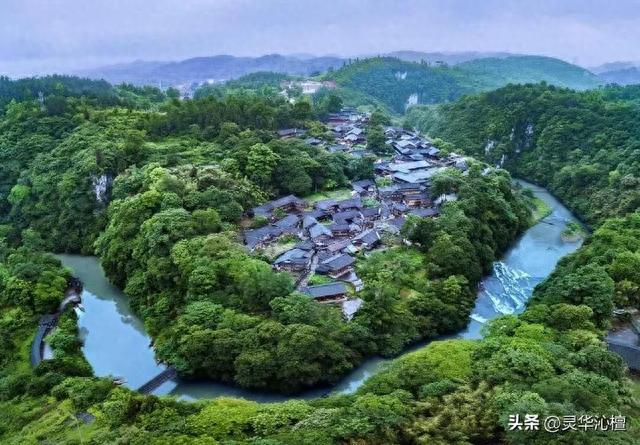 千里苗疆第一城 松桃苗王城景区